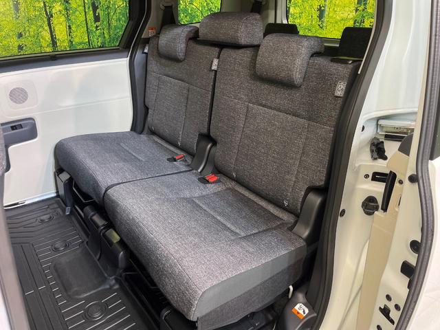 シエンタ ハイブリッドＺ　純正１０型ナビ　全周囲カメラ　チームメイト　ＢＳＭ　禁煙車　レーダークルーズコントロール　両側電動ドア　セーフティセンス　アドバンスドパーク　スマートキー　ＥＴＣ　Ｂｌｕｅｔｏｏｔｈ接続（32枚目）