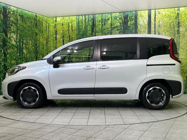 シエンタ ハイブリッドＺ　純正１０型ナビ　全周囲カメラ　チームメイト　ＢＳＭ　禁煙車　レーダークルーズコントロール　両側電動ドア　セーフティセンス　アドバンスドパーク　スマートキー　ＥＴＣ　Ｂｌｕｅｔｏｏｔｈ接続（52枚目）