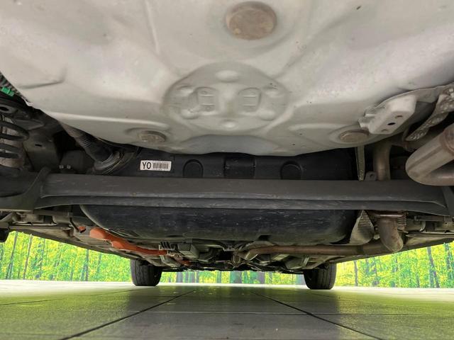 アクア Ｇ　純正ナビ　バックカメラ　禁煙車　クルーズコントロール　ＨＩＤヘッドライト　オートエアコン　オートライト　スマートキー　Ｂｌｕｅｔｏｏｔｈ再生　フルセグ　ＣＤ／ＤＶＤ再生　電動格納ミラー（19枚目）