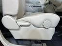 Ｓ　ＳＤナビ　禁煙車　ＥＴＣ　電動格納ミラー　地デジ　プライバシーガラス　ドアバイザー　アイドリングストップ　衝突安全ボディ　盗難防止システム（26枚目）