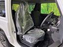 ジムニー XC 届出済未使用車 セーフティサポート クルーズコントロール コーナーセンサー 前席シートヒーター LEDヘッドライト オートハイビーム オートエアコン オートライト スマートキー 電動格納ミラー(8枚目)