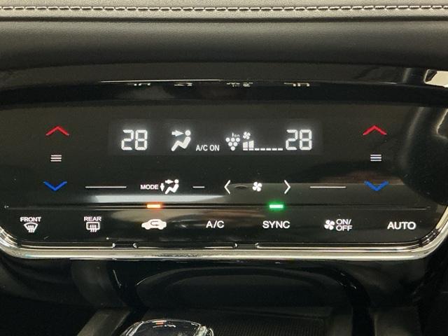 ヴェゼル ハイブリッドＸ・ホンダセンシング　ホンダ認定中古車　レンタカーアップ　Ａクルーズ　Ｂモニ　スマキー　オートエアコン　ＶＳＡ　ＬＥＤヘッドライト　ＥＴＣ車載器　カーテンエアバッグ　ＡＢＳ　パワーウィンドウ　Ｗエアバッグ　キーレス　ＳＲＳ（12枚目）
