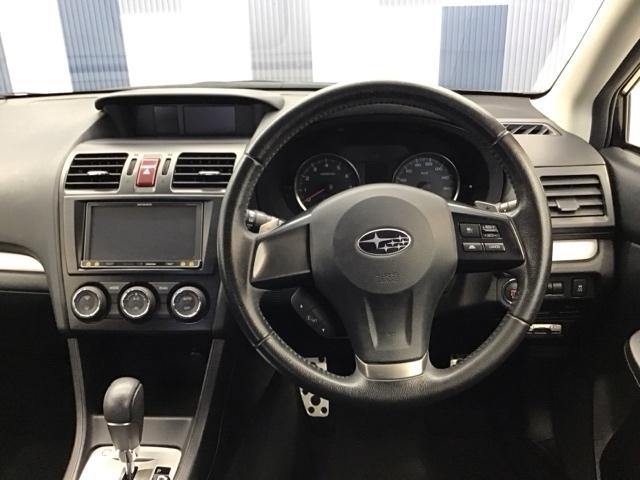 ＸＶ ２．０ｉ－Ｌアイサイト　クルーズコントロール　ＥＴＣ　スマキ　自動追従　ナビテレビ　地デジ　ＶＤＣ　ＡＷＤ　ＤＶＤ再生　盗難防止システム　ＰＷ　パワステ　オートエアコン　ＡＢＳ　キーレス　運転席助手席エアバッグ　エアバック（15枚目）