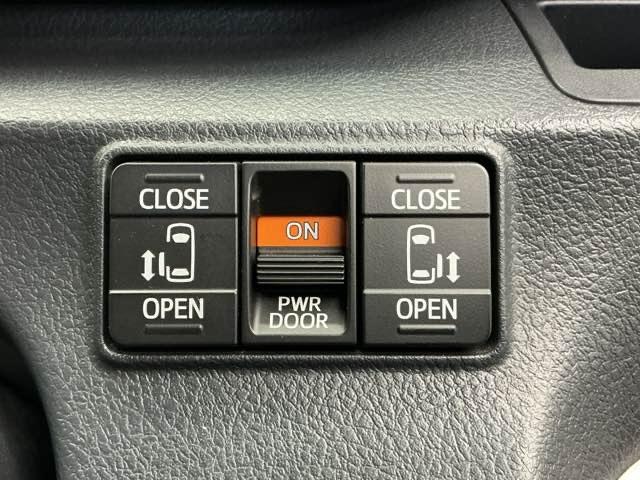 シエンタ G 社外ドラレコ前 純正ナビ 両側電動 ナビ・TV スマートキープッシュスタート アイドリングS リアカメラ 地デジフルセグ 定期点検記録簿 フルオートエアコン パワーウィンド ETC 運転席エアバック(9枚目)