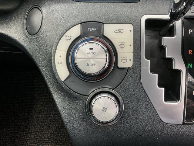 シエンタ G 社外ドラレコ前 純正ナビ 両側電動 ナビ・TV スマートキープッシュスタート アイドリングS リアカメラ 地デジフルセグ 定期点検記録簿 フルオートエアコン パワーウィンド ETC 運転席エアバック(11枚目)