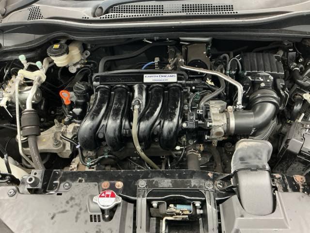 ヴェゼル Ｘ　ホンダ認定中古車　バックカメラ　ＥＴＣ　追突軽減ブレーキ　地ＴＶ　リアカメラ　ＤＶＤ再生　スマ－トキ－　ＵＳＢ　記録簿　サイドエアバッグ　ナビ＆ＴＶ　パワーウィンドウ　盗難防止システム　横滑り防止（18枚目）