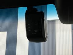 �����ɥ饤�֥쥳��������������դ��Ƥ���ޤ���������λ���ڤ����ɥ饤�֥�����ε�Ͽ����������ǽ�Ǥ��� 6