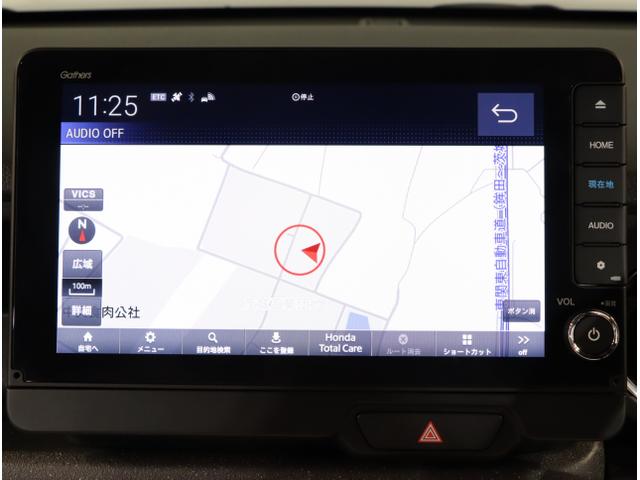 N-BOXカスタム ターボ イモビライザー 衝突被害軽減 ベンチシート キーフリー Pセンサー ESC パワステ DVD再生 両席エアバック サイドエアバッグ ターボ車 USB接続 Aライト スマキー パワーウィンドウ(3枚目)
