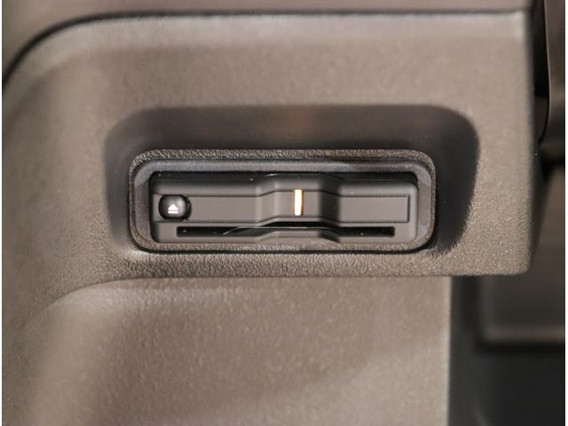 N-BOXカスタム ターボ イモビライザー 衝突被害軽減 ベンチシート キーフリー Pセンサー ESC パワステ DVD再生 両席エアバック サイドエアバッグ ターボ車 USB接続 Aライト スマキー パワーウィンドウ(36枚目)