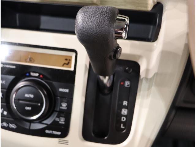 ハスラー ワンダラー　イモビライザー　アイドリング　キーフリーシステム　デュアルカメラブレーキＳ　地デジ　フルオートエアコン　ナビ＆ＴＶ　エアバッグ　ベンチシート　ＥＳＣ　前席シートヒーター　ＥＴＣ車載器（20枚目）