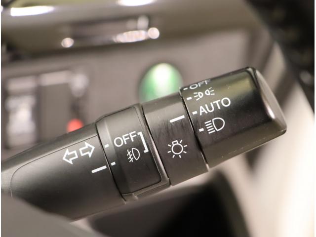 ステップワゴンスパーダ スパーダ 横滑り防止 スマキー ナビ&TV Bモニター サイドエアバック キーレス ECON オートクルーズ LEDライト 盗難防止 Wエアバッグ DVD PS 3列シート ABS ETC タ-ボ(32枚目)