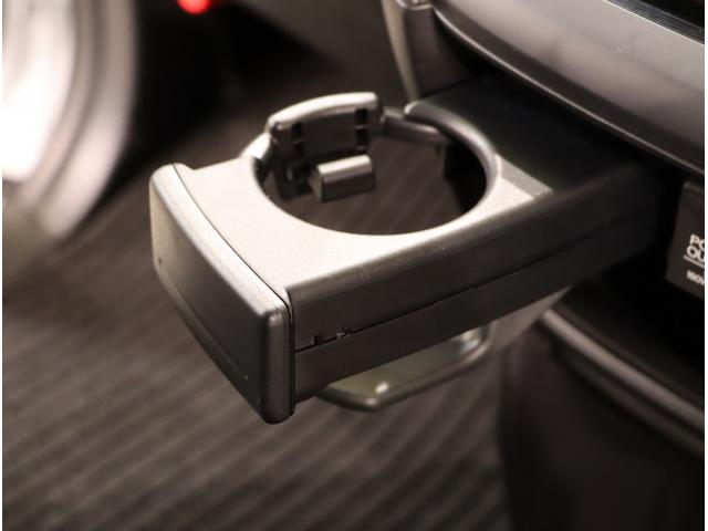 ステップワゴンスパーダ スパーダ 横滑り防止 スマキー ナビ&TV Bモニター サイドエアバック キーレス ECON オートクルーズ LEDライト 盗難防止 Wエアバッグ DVD PS 3列シート ABS ETC タ-ボ(38枚目)