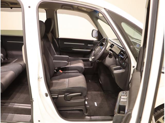 ステップワゴンスパーダ スパーダ 横滑り防止 スマキー ナビ&TV Bモニター サイドエアバック キーレス ECON オートクルーズ LEDライト 盗難防止 Wエアバッグ DVD PS 3列シート ABS ETC タ-ボ(39枚目)