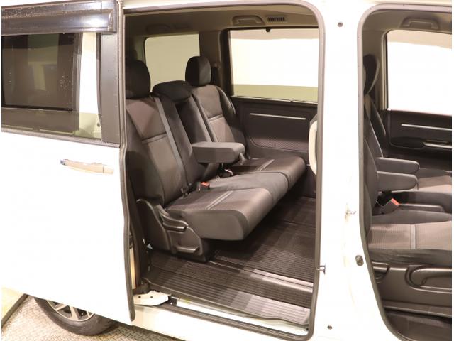 ステップワゴンスパーダ スパーダ 横滑り防止 スマキー ナビ&TV Bモニター サイドエアバック キーレス ECON オートクルーズ LEDライト 盗難防止 Wエアバッグ DVD PS 3列シート ABS ETC タ-ボ(40枚目)