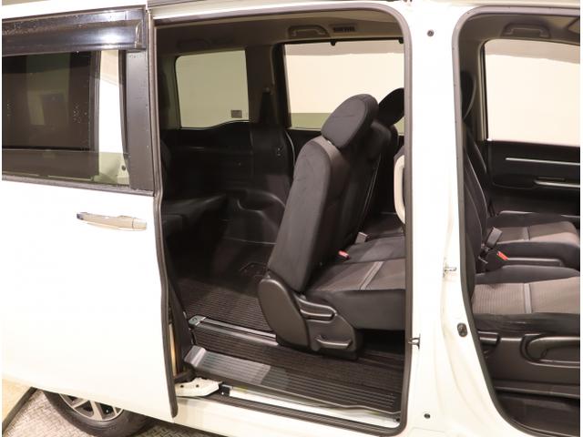 ステップワゴンスパーダ スパーダ 横滑り防止 スマキー ナビ&TV Bモニター サイドエアバック キーレス ECON オートクルーズ LEDライト 盗難防止 Wエアバッグ DVD PS 3列シート ABS ETC タ-ボ(41枚目)