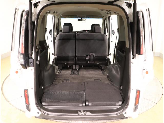 ステップワゴンスパーダ スパーダ 横滑り防止 スマキー ナビ&TV Bモニター サイドエアバック キーレス ECON オートクルーズ LEDライト 盗難防止 Wエアバッグ DVD PS 3列シート ABS ETC タ-ボ(46枚目)