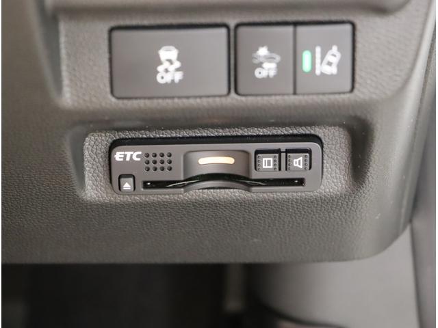 フリード＋ Ｇ・ホンダセンシング　プリクラッシュ　Ｂモニター　両側オートスライドドア　パワーウインド　スマートキー　両席エアバック　ＰＳ　フルセグ　アイドリングＳ　盗難警報装置　クルコン　横滑り防止機能　ＤＶＤ（35枚目）