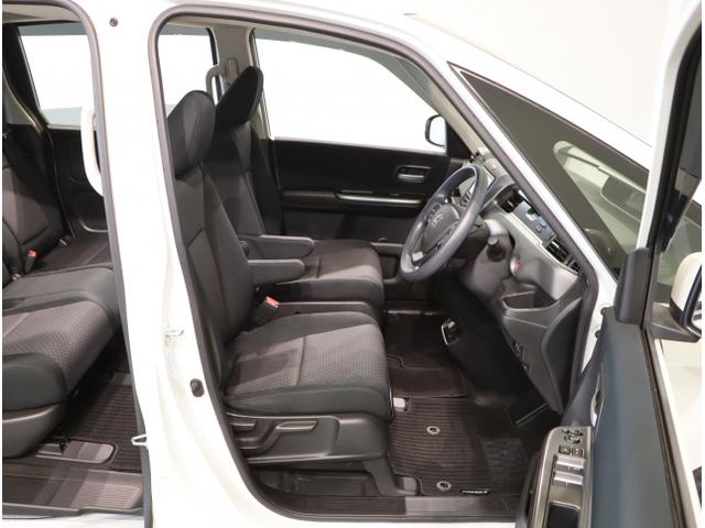 フリード＋ Ｇ・ホンダセンシング　プリクラッシュ　Ｂモニター　両側オートスライドドア　パワーウインド　スマートキー　両席エアバック　ＰＳ　フルセグ　アイドリングＳ　盗難警報装置　クルコン　横滑り防止機能　ＤＶＤ（40枚目）