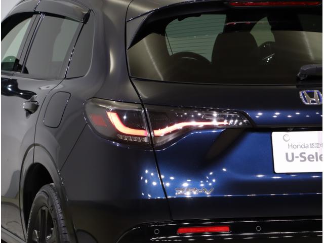 ＺＲ－Ｖ ｅ：ＨＥＶＺ特別仕様車ブラックスタイル　アラウンドビューモニター　ＬＥＤヘッドランプ　スマ－トキ－　クルコン　ＥＴＣ車載器　電動シート　オートライト　ドライブレコーダー　シートヒーター　本革シート（18枚目）
