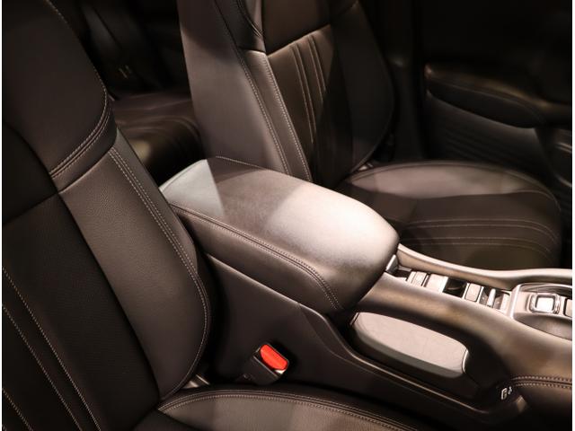 ＺＲ－Ｖ ｅ：ＨＥＶＺ特別仕様車ブラックスタイル　アラウンドビューモニター　ＬＥＤヘッドランプ　スマ－トキ－　クルコン　ＥＴＣ車載器　電動シート　オートライト　ドライブレコーダー　シートヒーター　本革シート（40枚目）