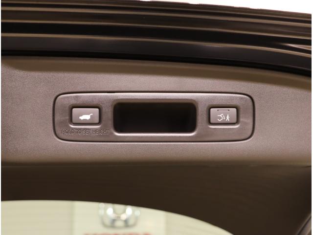 ＺＲ－Ｖ ｅ：ＨＥＶＺ特別仕様車ブラックスタイル　アラウンドビューモニター　ＬＥＤヘッドランプ　スマ－トキ－　クルコン　ＥＴＣ車載器　電動シート　オートライト　ドライブレコーダー　シートヒーター　本革シート（44枚目）