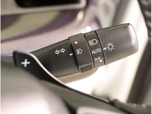 スペーシアカスタム ハイブリッドＸＳターボ　両自動ドア　前後誤発進抑制機能　ＡＣ　リアコーナーセンサー　盗難防止　スマートキー付　ＵＳＢ接続　ターボモデル　ＥＳＣ　フルタイム４ＷＤ　ＬＥＤ　ナビＴＶ　クルコン　エアバッグ（31枚目）