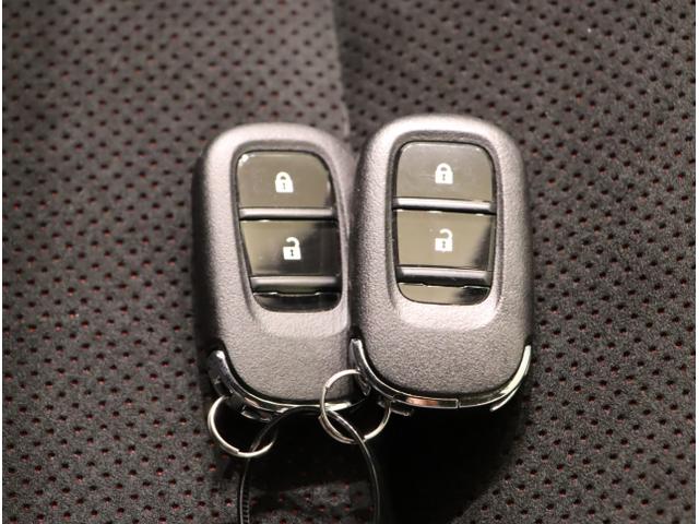 シビック EX Rカメ パーキングセンサー 衝突被害軽減ブレーキ スマートキーシステム パワ-シ-ト USB LEDライト 地デジフルセグ ナビTV シートH オートエアコン セキュリティアラーム キーフリー(28枚目)