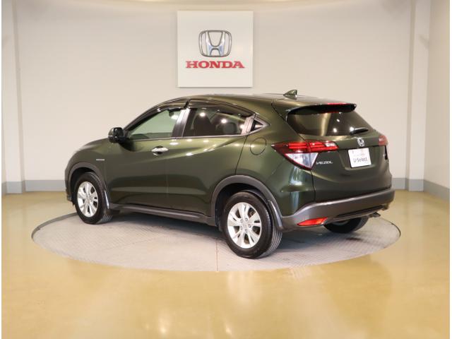 ヴェゼル ハイブリッドX クリソナ リヤカメラ ETC付き Aクルーズ セキュリティアラーム VSA アイドリングSTOP ナビTV スマートキ USB接続 サイドエアバッグ DVD再生機能 LEDライト PS(10枚目)