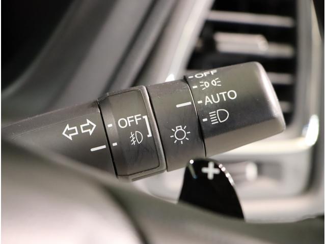 ヴェゼル ハイブリッドX クリソナ リヤカメラ ETC付き Aクルーズ セキュリティアラーム VSA アイドリングSTOP ナビTV スマートキ USB接続 サイドエアバッグ DVD再生機能 LEDライト PS(33枚目)