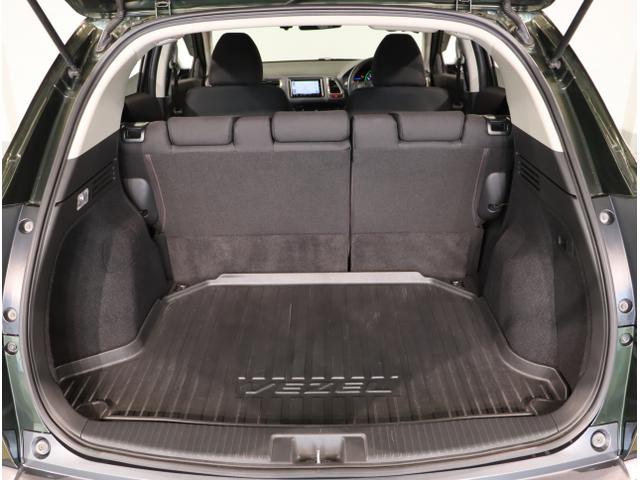 ヴェゼル ハイブリッドX クリソナ リヤカメラ ETC付き Aクルーズ セキュリティアラーム VSA アイドリングSTOP ナビTV スマートキ USB接続 サイドエアバッグ DVD再生機能 LEDライト PS(43枚目)