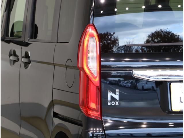 N-BOX L 衝突回避支援ブレーキ I-STOP PW パワステ Sヒーター スマ-トキ- Bカメ 地デジTV ナビ&TV 横滑り防止 LEDライト エアコン付き DVD Wエアバック キーレス付 USB(16枚目)