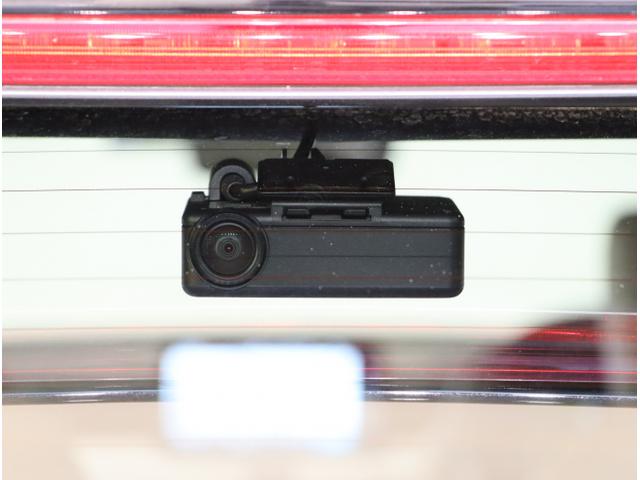 ヴェゼル e:HEVZ・PLaYパッケージ オートクルーズコントロール アイドリングストップ ドラレコ LEDヘッド USB 電動テールゲート 衝突被害軽減システム リヤカメラ フルセグテレビ 横滑り防止装置(7枚目)