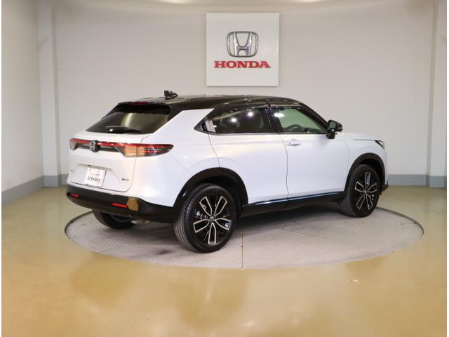 ヴェゼル e:HEVZ・PLaYパッケージ オートクルーズコントロール アイドリングストップ ドラレコ LEDヘッド USB 電動テールゲート 衝突被害軽減システム リヤカメラ フルセグテレビ 横滑り防止装置(12枚目)