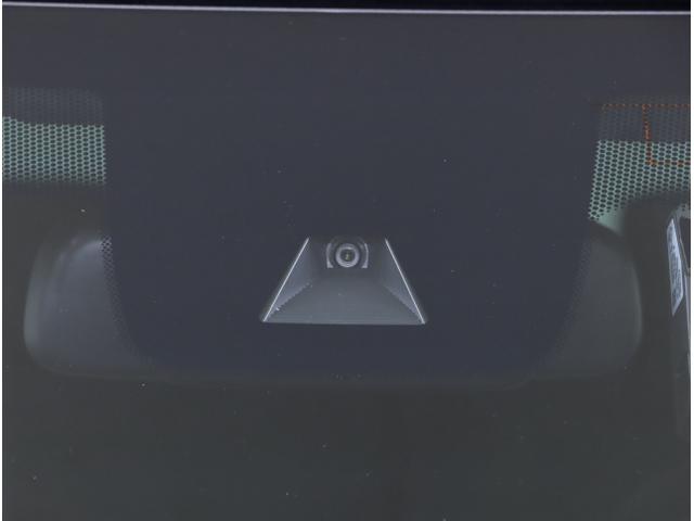 Ｎ－ＯＮＥ プレミアム　ＵＳＢポート　衝突軽減　ＤＶＤ再生　ＥＳＣ　コーナーセンサー　ＬＥＤ　シ－トヒ－タ－　バックカメラ　フルセグ　カーテンエアバック　ナビＴＶ　スマートキー　ＡＡＣ　クルーズコントロール（29枚目）