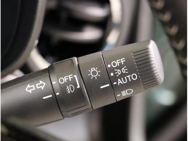 Ｎ－ＯＮＥ プレミアム　ＵＳＢポート　衝突軽減　ＤＶＤ再生　ＥＳＣ　コーナーセンサー　ＬＥＤ　シ－トヒ－タ－　バックカメラ　フルセグ　カーテンエアバック　ナビＴＶ　スマートキー　ＡＡＣ　クルーズコントロール（35枚目）