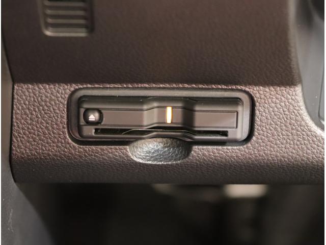 Ｎ－ＯＮＥ プレミアム　ＵＳＢポート　衝突軽減　ＤＶＤ再生　ＥＳＣ　コーナーセンサー　ＬＥＤ　シ－トヒ－タ－　バックカメラ　フルセグ　カーテンエアバック　ナビＴＶ　スマートキー　ＡＡＣ　クルーズコントロール（36枚目）