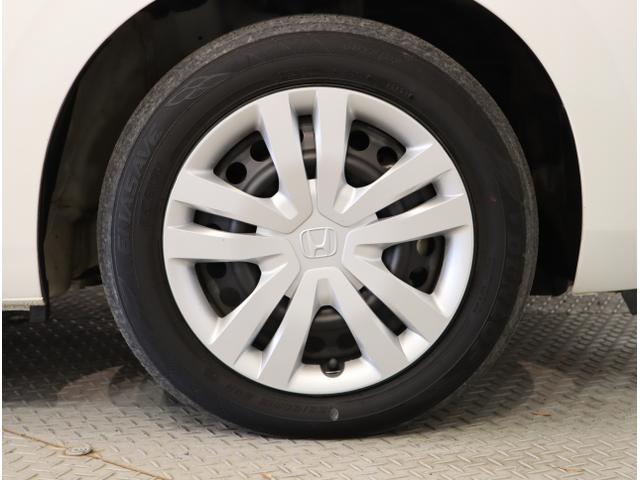 フィット ｅ：ＨＥＶホーム　前後誤発進抑制機能　クリソナ　助手席エアバッグ　運転席エアバッグ　アイドリングストップ　ＬＥＤライト　ＵＳＢ接続　バックカメラ　ＡＢＳ　サイドエアバッグ　オートクルーズコントロール（43枚目）