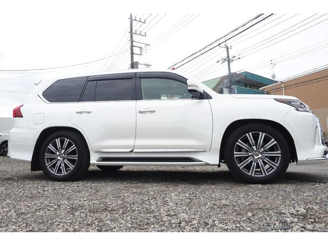 LX570 モデリタエアロパノラミックビューモニターモデリスタスポーツマフラープリクラッシュリアエンターテイメント3眼LEDヘッドライトパワーバックドア(27枚目)