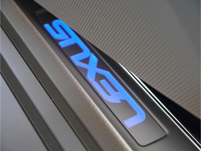 ＬＳ ＬＳ６００ｈＬ　ロングボディ　サンルーフ　リアエンター　マークレビンソン　革張りダッシュ　プリクラッシュセーフティー　レーダークルーズ　ブレーキホールド　ドライバーモニター　木目アシストグリップ　本革シート　地デジ（11枚目）