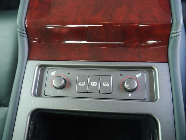 ＬＳ ＬＳ４６０　バージョンＳＺ　Ｉパッケージ　ワンオーナー　セミアリンレザー　アルカンターラルーフ　全席シートヒーター　前席シートクーラー　クルーズコントロール　パドルシフト　純正１９インチＡＷ　シートメモリー　バックカメラ　Ｂｌｕｅｔｏｏｔｈ（28枚目）