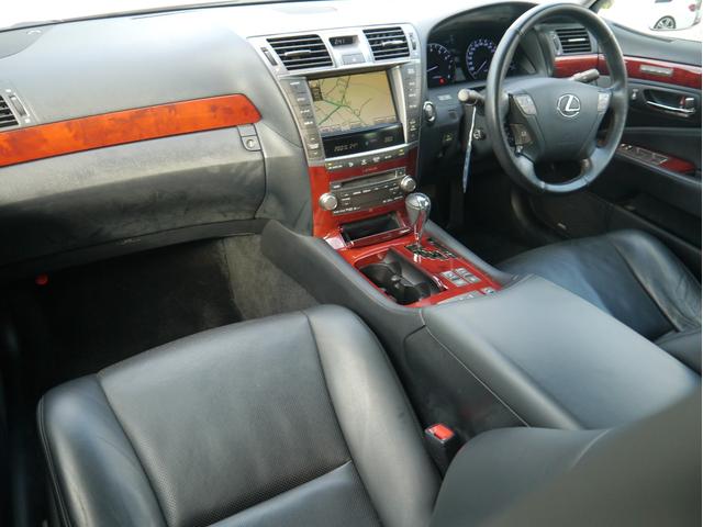 ＬＳ ＬＳ４６０　バージョンＳＺ　Ｉパッケージ　ワンオーナー　セミアリンレザー　アルカンターラルーフ　全席シートヒーター　前席シートクーラー　クルーズコントロール　パドルシフト　純正１９インチＡＷ　シートメモリー　バックカメラ　Ｂｌｕｅｔｏｏｔｈ（35枚目）