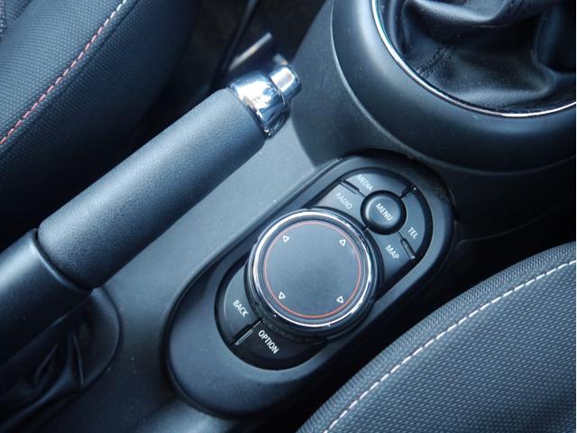 MINI クーパー ワンオーナー ディーラー整備記録H28/29/31/R3/5/7年 LEDヘッドライト LEDテール バックカメラ プッシュスタート 障害物センサー Bluetooth オートエアコン 純正15インチ(23枚目)