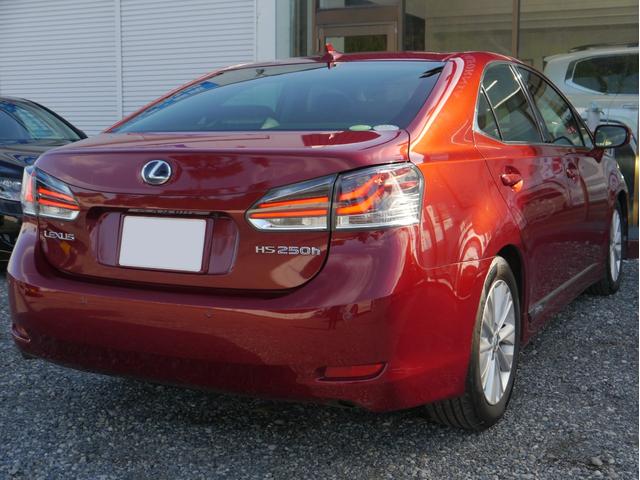 HS HS250h バージョンI ワンオーナー 元法人車 整備記録簿H26/28/29/R1/3/5/7年 セミア二リン本革シート シートヒーター・クーラー ウッドコンビハンドル バック・フロントカメラ 障害物センサー 地デジ ETC(65枚目)