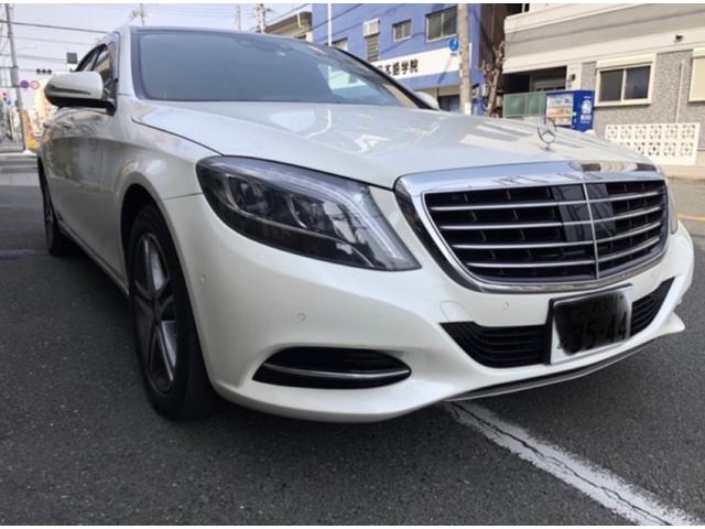 Ｓクラス Ｓ４００ハイブリッド　エクスクルーシブ　左ハンドル　ナビ　ＡＴ　パワーシート　パワーウィンドウ　全周囲カメラ　パノラマサンルーフ　フル装備フルオプション　正規代理店記録簿あり　ワンオーナー車（9枚目）