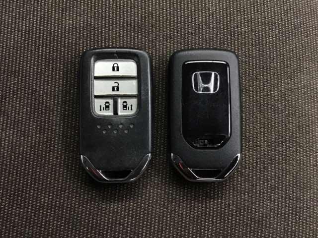 ステップワゴン Ｇ・ＥＸ　ホンダ認定中古車　両側電動　ＬＥＤライト　ＵＳＢ　シ－トヒ－タ－　スマ－トキ－　ＤＶＤ再生可能　両側パワードア　Ｒカメラ　オートエアコン　クルコン　ＡＢＳ　サイドカーテンエアバック　Ｉ－ＳＴＯＰ（16枚目）