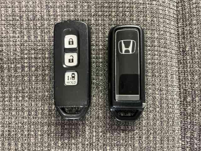 N-BOX G・Lホンダセンシング ホンダ認定中古車 レンタカーアップ レーダブレーキ Aストップ ESC キーフリーシステム LEDライト オートライト バックM USB スマートキー クルコン ETC 両席エアバック エアコン(16枚目)