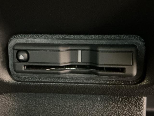 N-BOXカスタム ベースグレード ホンダ認定中古車 デモカー 純正ドラレコ W電動ドア USB接続 CMBS Dレコ オートエアコン スマートキ LED 盗難防止装置 クルコン ETC バックカメラ フルセグTV パワーステアリング(9枚目)