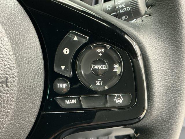 Ｎ－ＯＮＥ プレミアム　ホンダ認定中古車　ＵＳＢポート　ワンオーナー車　衝突軽減　ＥＳＣ　コーナーセンサー　ＬＥＤ　シ－トヒ－タ－　バックカメラ　カーテンエアバック　スマートキー　ＡＡＣ　クルーズコントロール　ＥＴＣ　ＡＢＳ（10枚目）