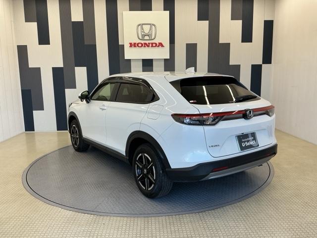 ヴェゼル G ホンダ認定中古車 バックカメラ ETC 前後センサー リヤカメラ 盗難防止装置 記録簿 AAC オートクルーズコントロール スマートキ- キーフリー LEDランプ PW VSA USB Wエアバッグ(26枚目)