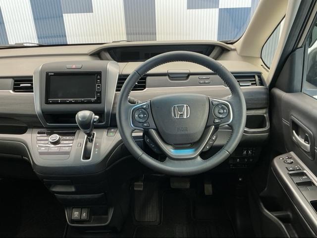 フリード Ｇ・ホンダセンシング　ホンダ認定中古車　純正ドラレコ前後　Ｆセグ　追突被害軽減ブレーキ　ｉストップ　Ｗエアバッグ　パワーウィンドウ　１オ－ナ－　アクティブクルーズコントロール　スマートキ　カラーバックモニター　ＶＳＡ（16枚目）